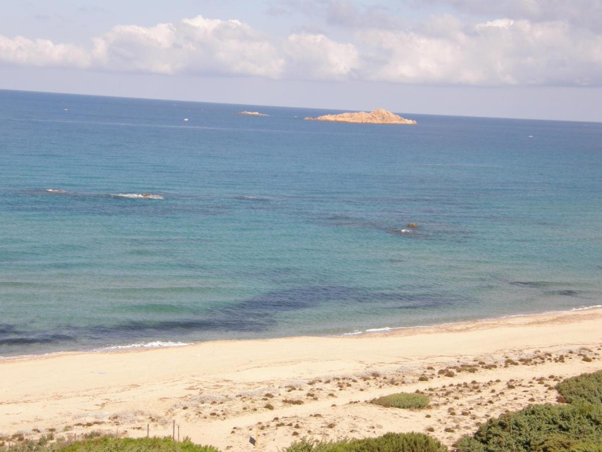 Isola Rossa Appartamenti Paduledda エクステリア 写真